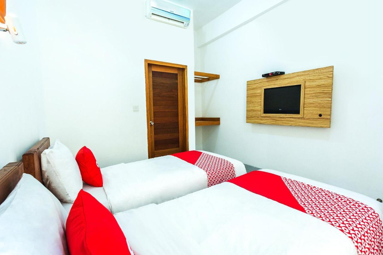Oyo 2408 Bc Inn Mangsit Exterior foto